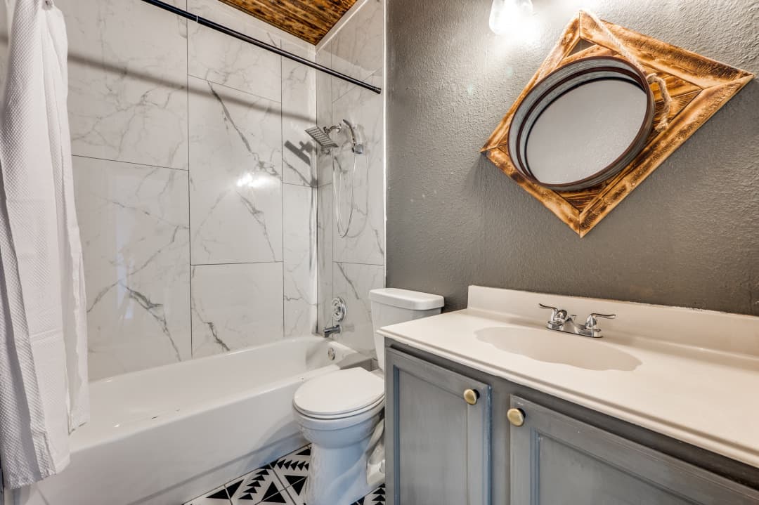 Frisco vacation rental — interior and amenity photo 8
