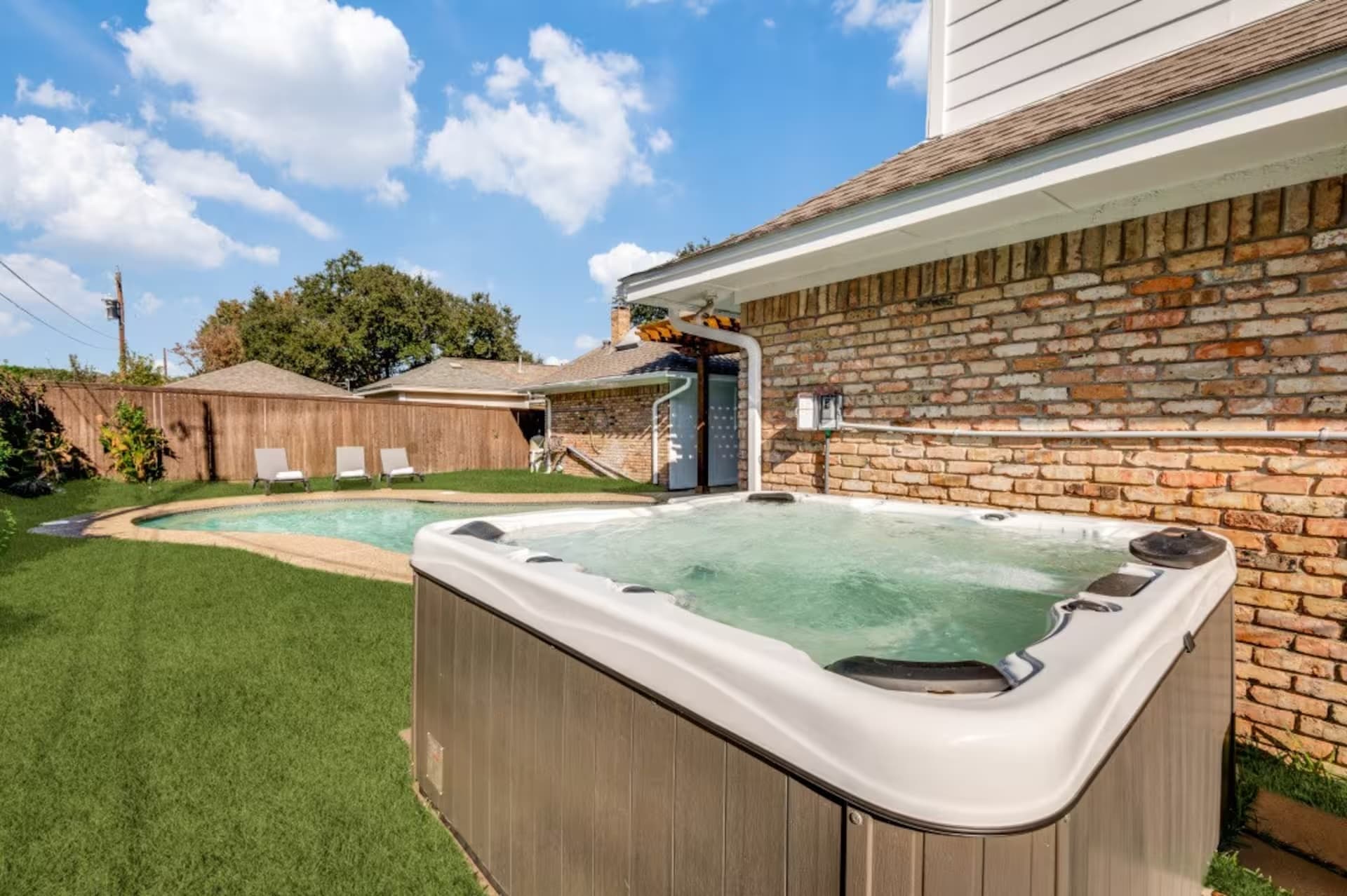 Irving vacation rental — interior and amenity photo 2